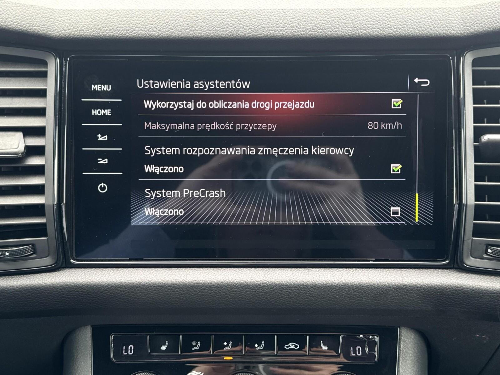 RS, 4x4, APP, Nawigacja Hak Reflektory LED Lane assist Tempomat 37