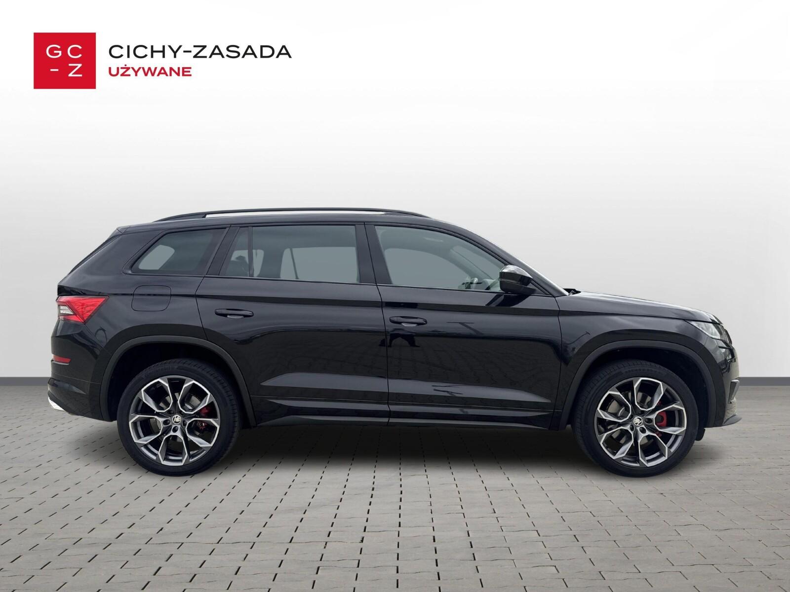 RS, 4x4, APP, Nawigacja Hak Reflektory LED Lane assist Tempomat 5