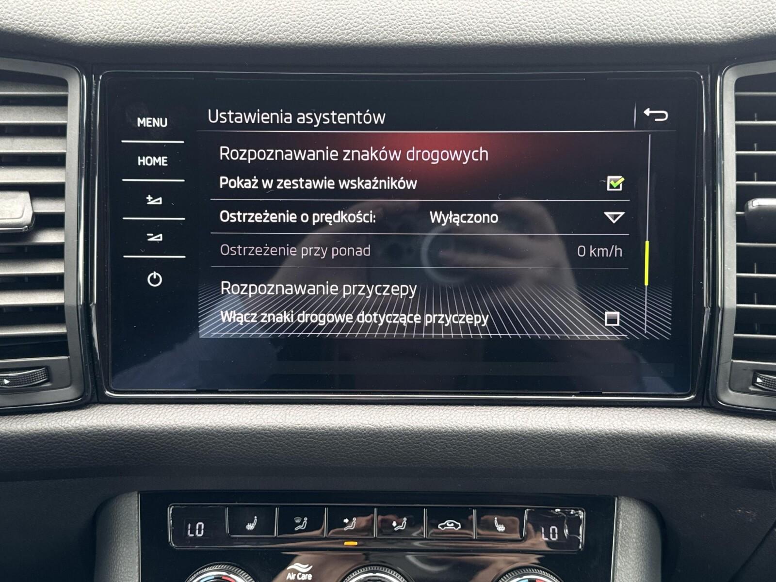 RS, 4x4, APP, Nawigacja Hak Reflektory LED Lane assist Tempomat 36