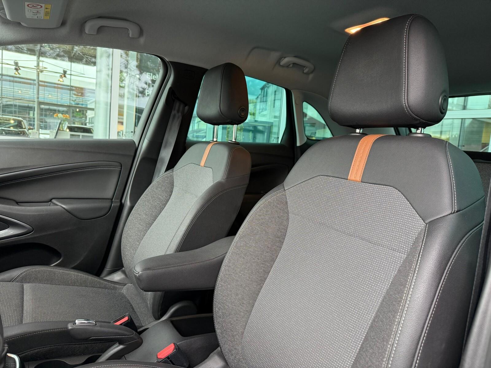 Elegance 1.2 110KM, Kamera, Keyless, Tempomat, Niski Przebieg, FV23% 9