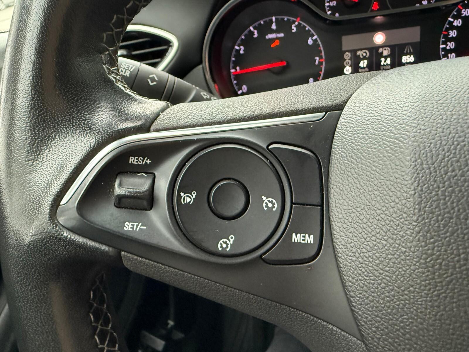 Elegance 1.2 110KM, Kamera, Keyless, Tempomat, Niski Przebieg, FV23% 15