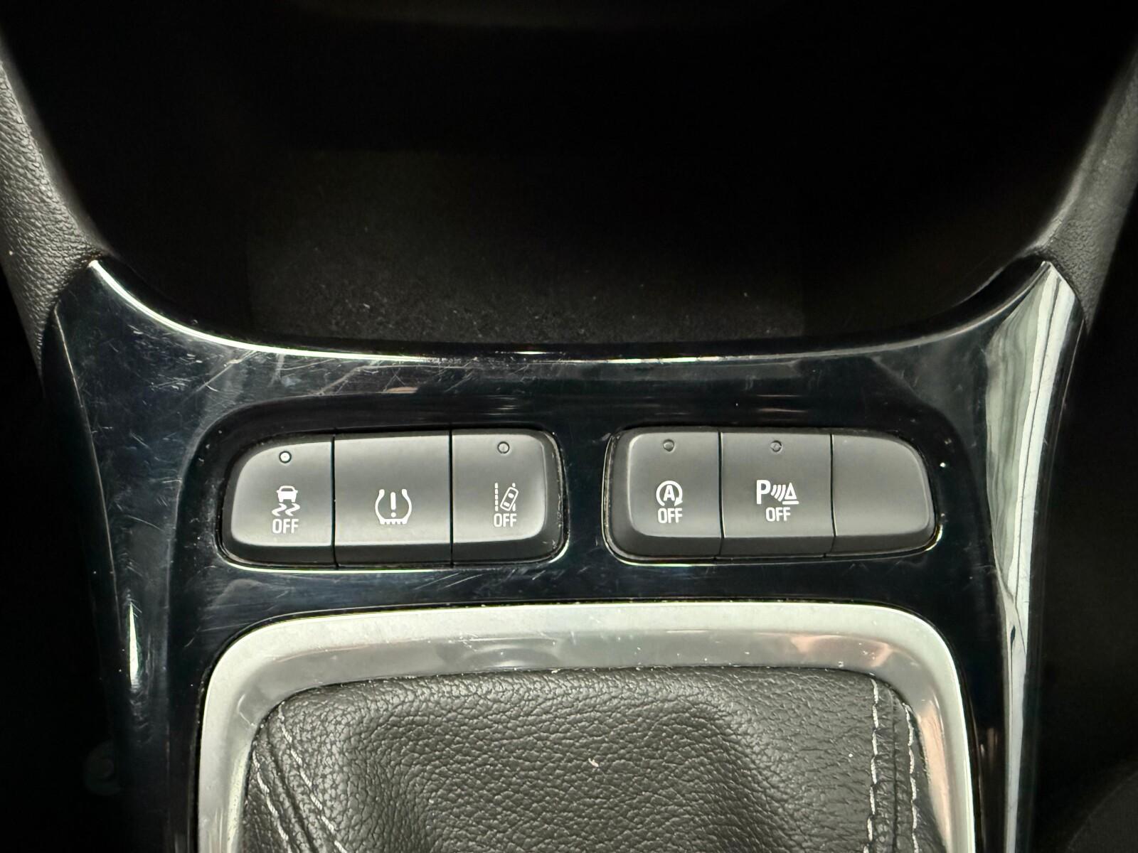 Elegance 1.2 110KM, Kamera, Keyless, Tempomat, Niski Przebieg, FV23% 24