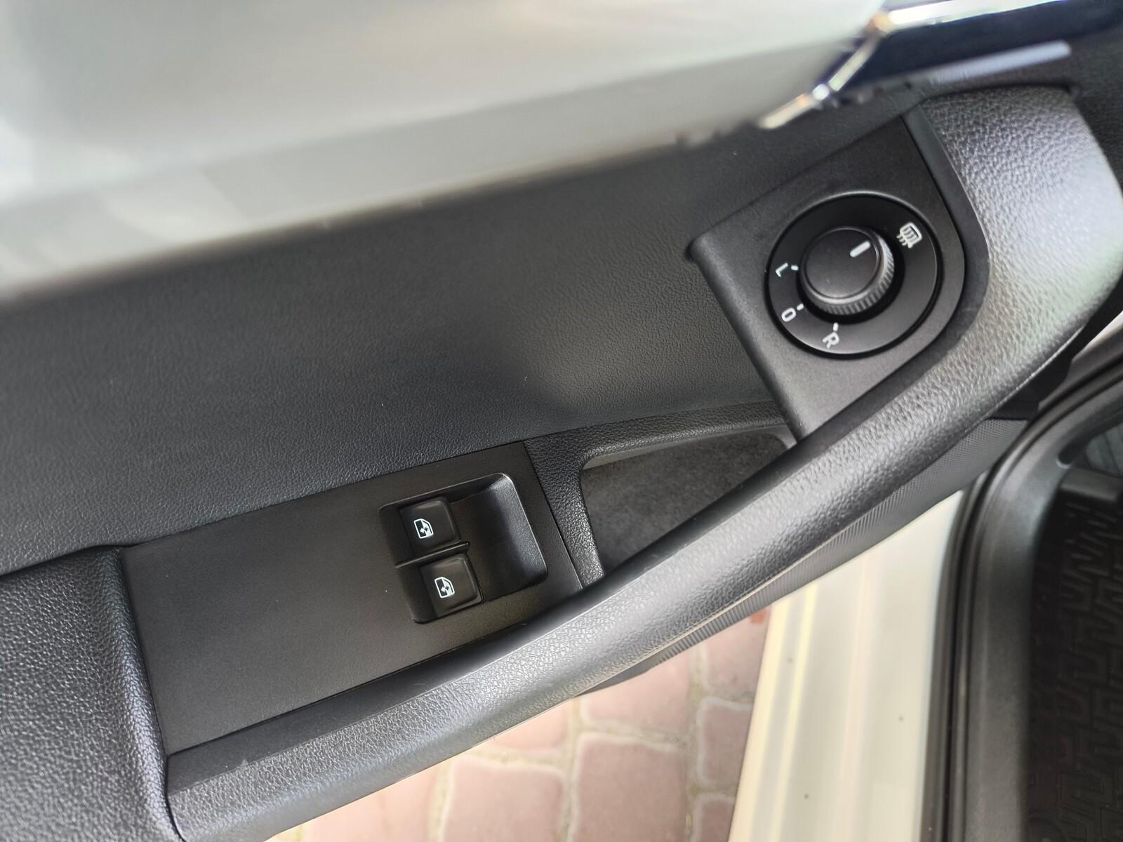 SalonPL serwis ASO 1.6TDI 115KM pakiet SmartLink komputer Airbag VAT23 8