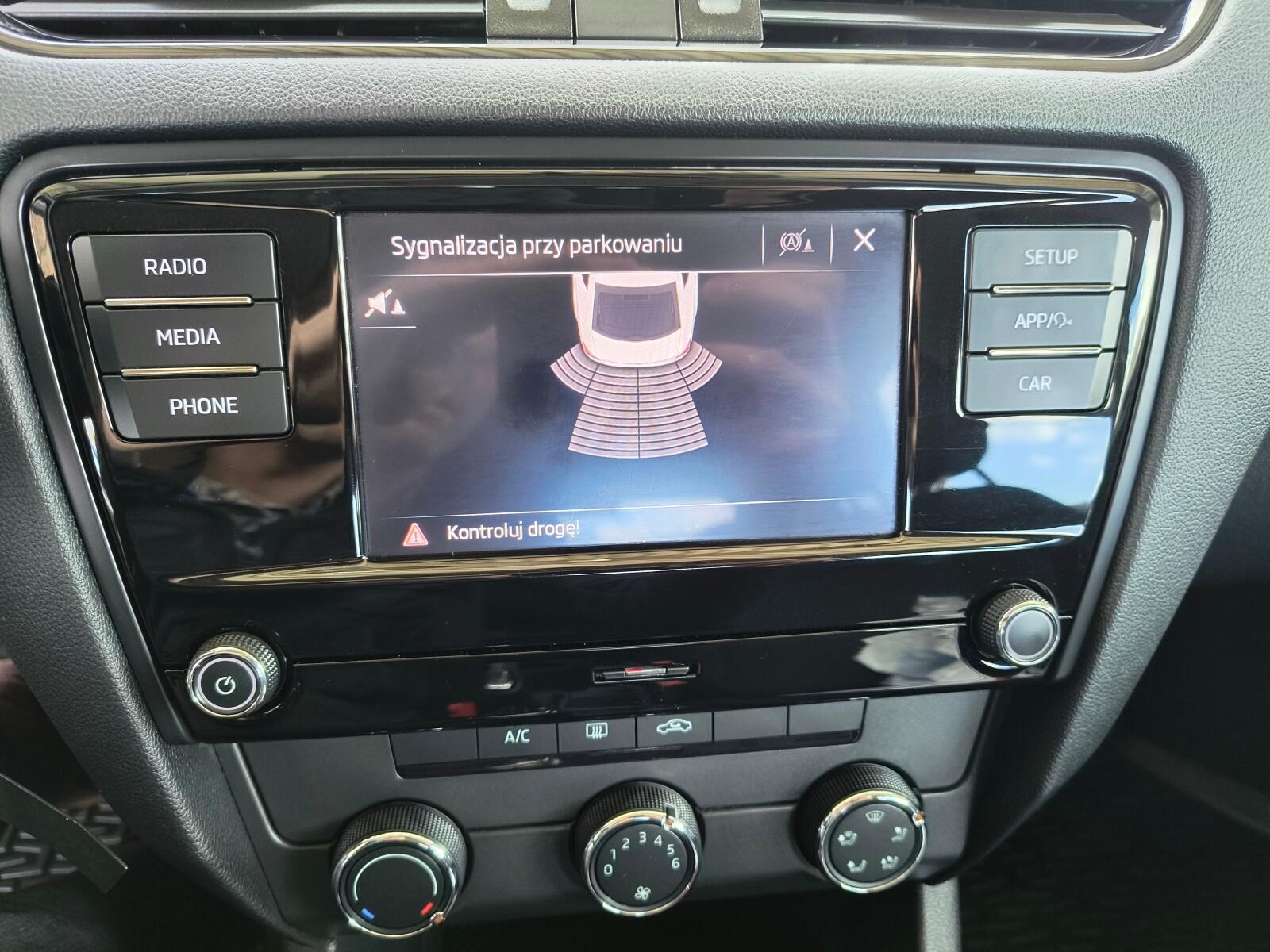 SalonPL serwis ASO 1.6TDI 115KM pakiet SmartLink komputer Airbag VAT23 17