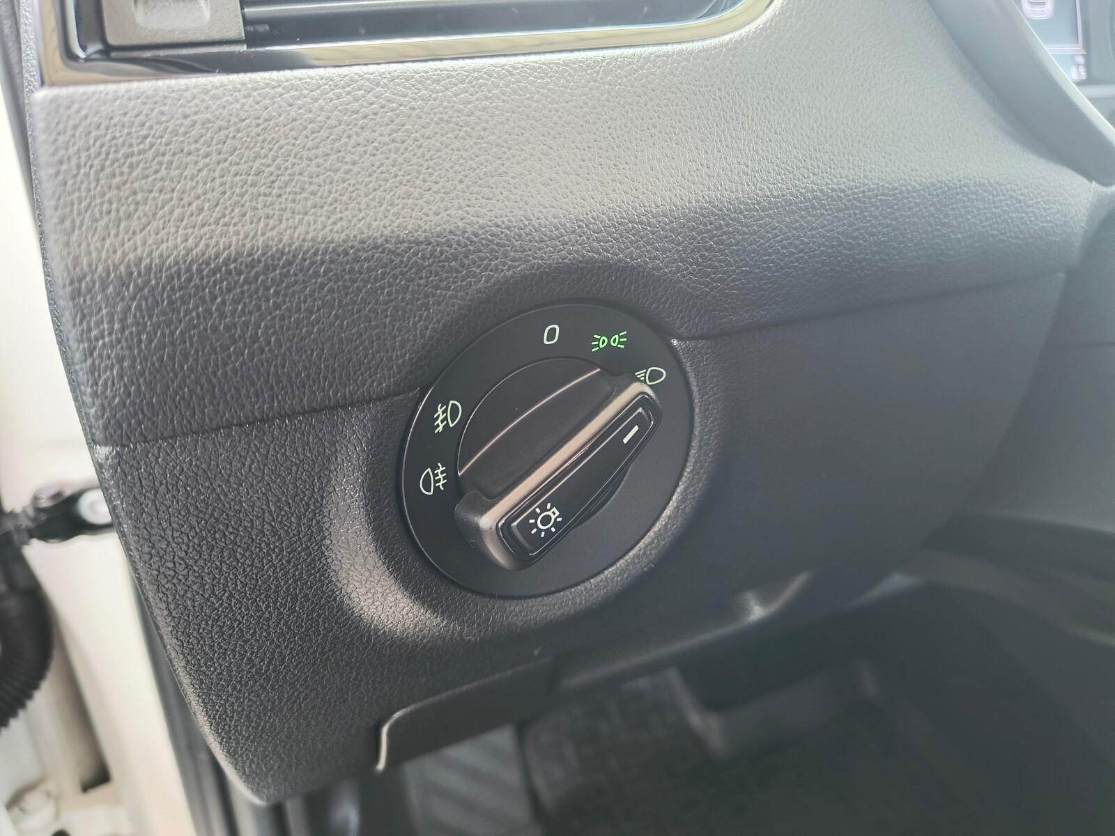 SalonPL serwis ASO 1.6TDI 115KM pakiet SmartLink komputer Airbag VAT23 9