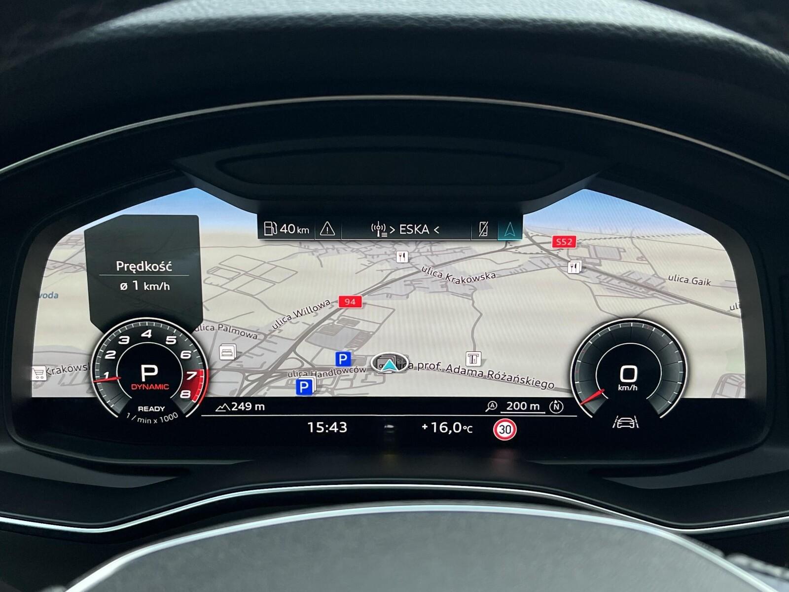 Nawigacja Reflektory LED Matrix Cyfrowe zegary Kamera cofania Android Auto 20
