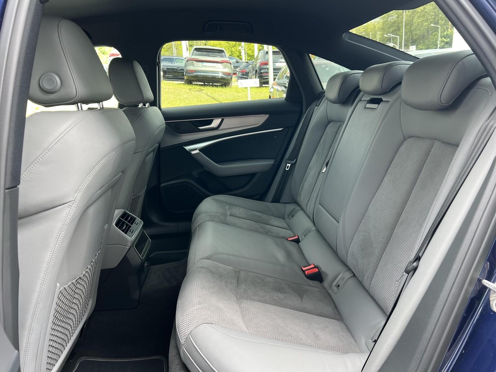 Nawigacja Reflektory LED Matrix Cyfrowe zegary Kamera cofania Android Auto 10