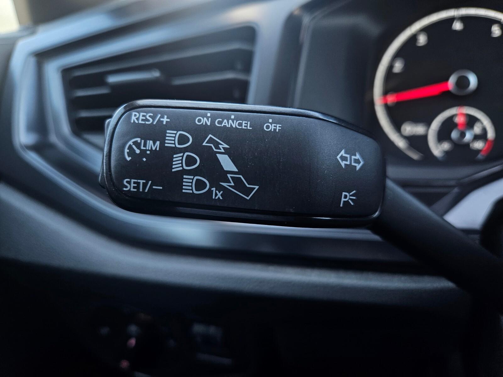 1.0TSI 95KM Salon Polska 12
