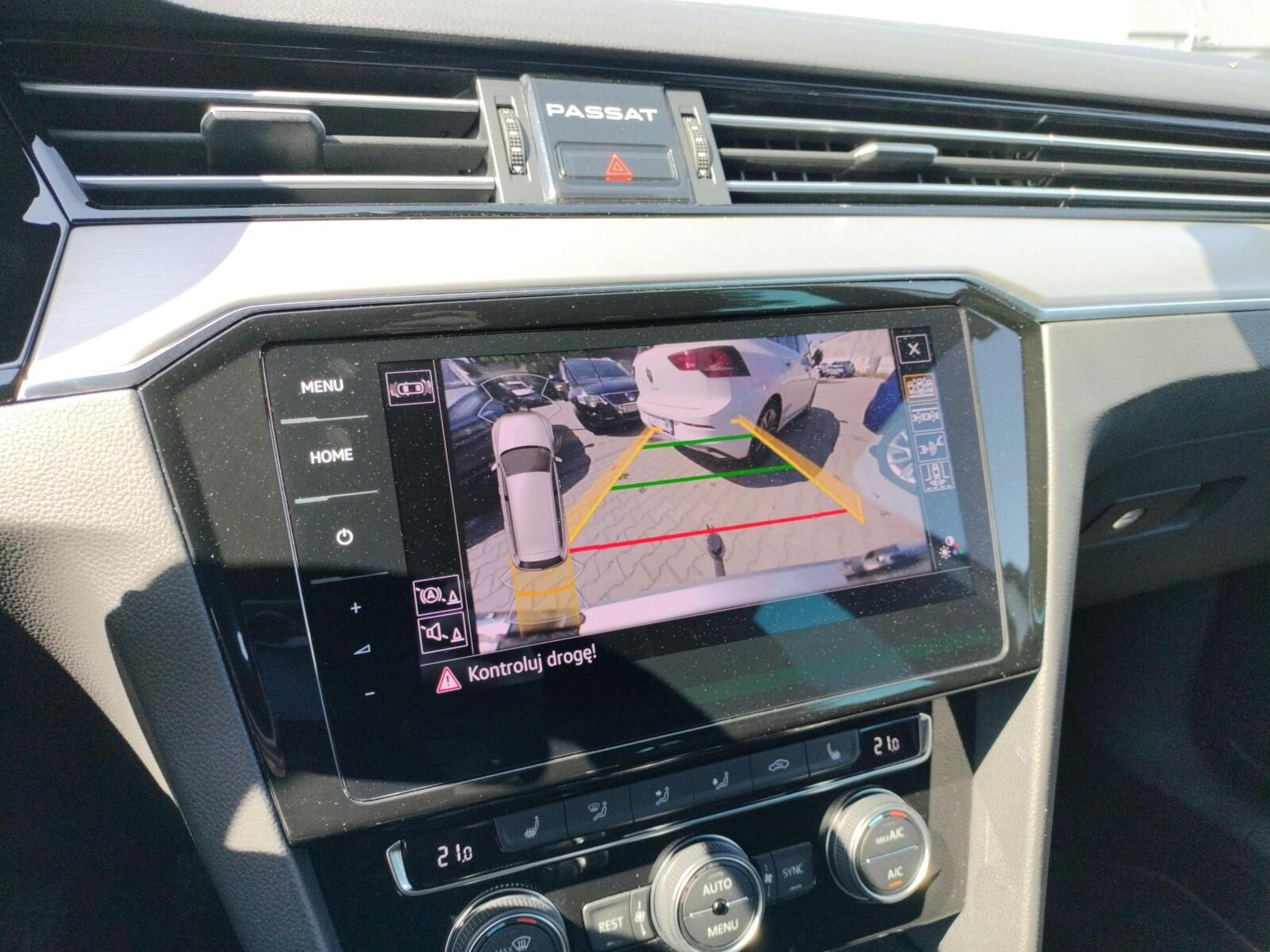 Volkswagen Passat Variant R-line DSG 18