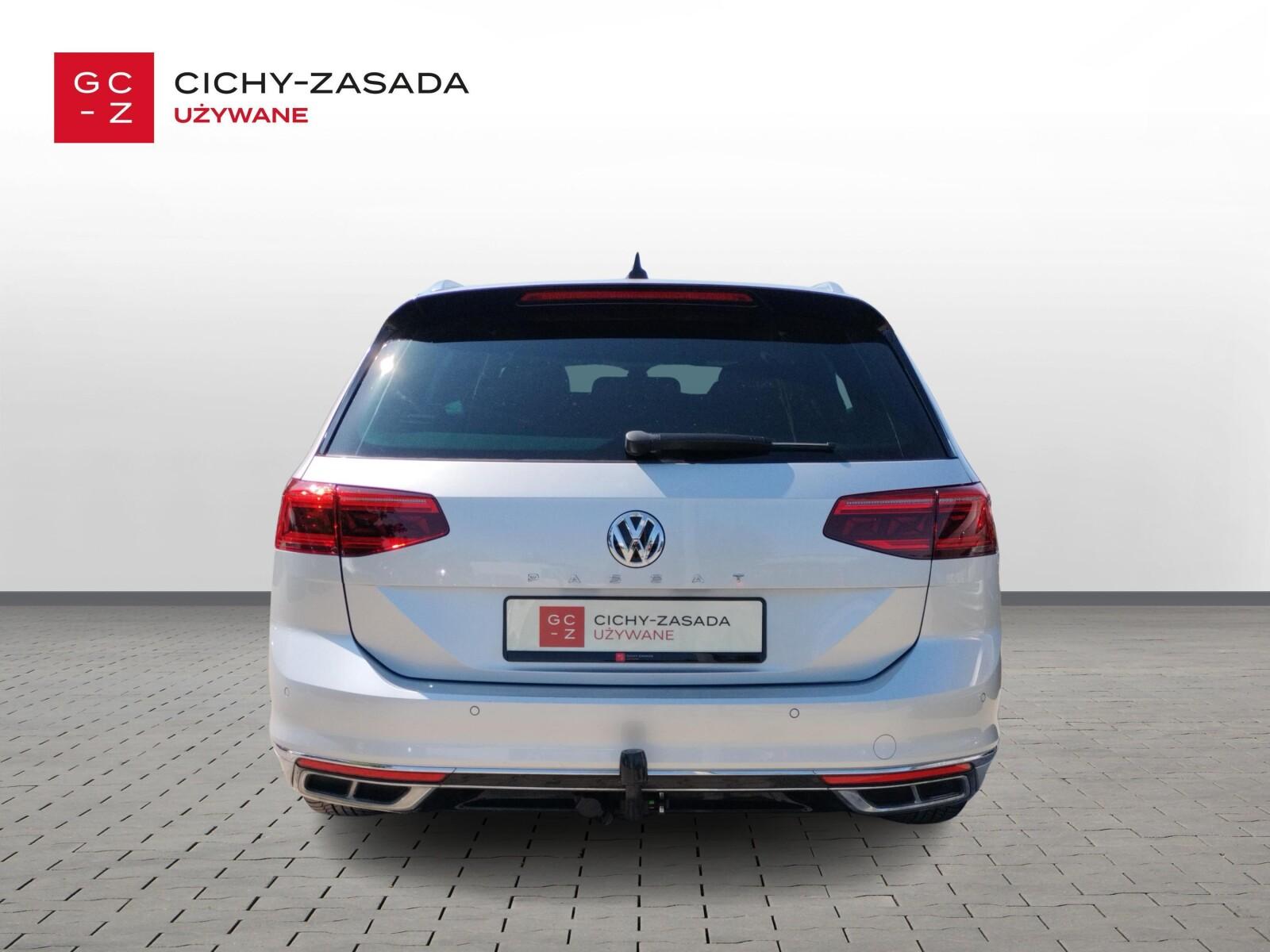Volkswagen Passat Variant R-line DSG 3