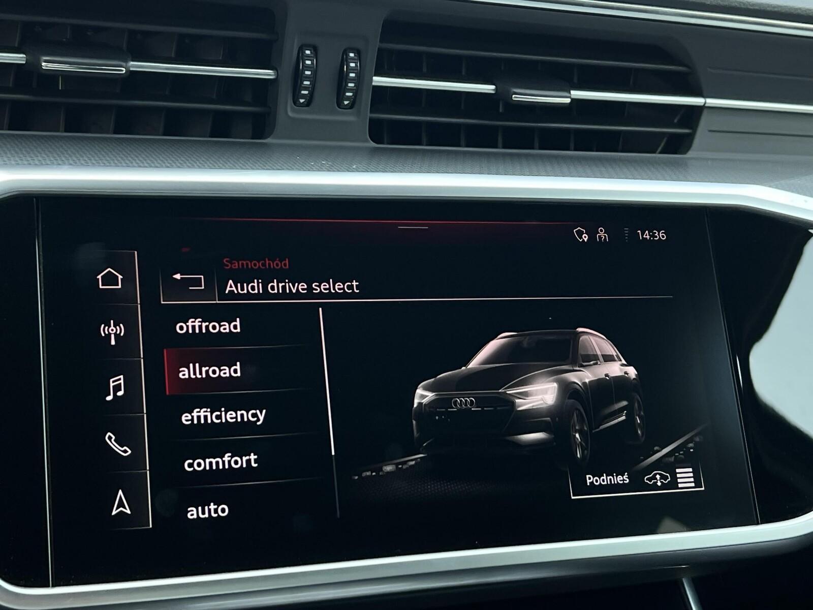 Cyfrowe zegary Panorama Nawigacja LED Matrix Android Auto Kamera cofania 27