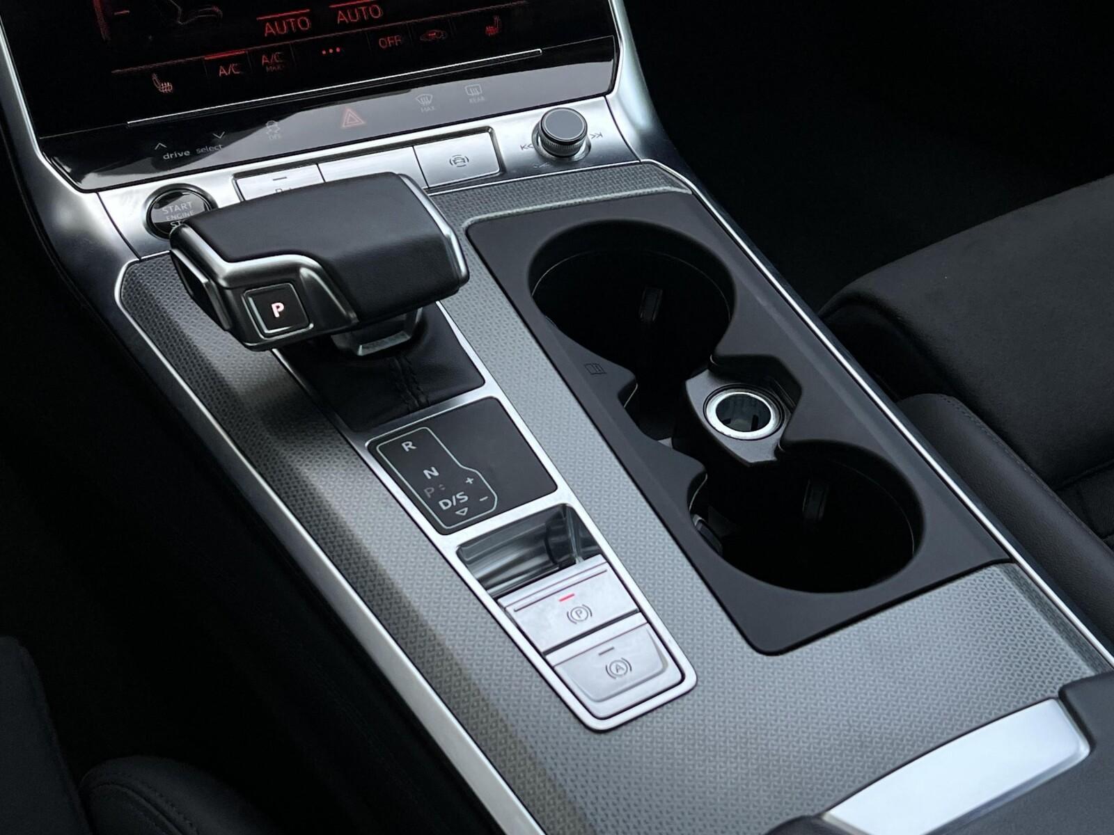 Cyfrowe zegary Panorama Nawigacja LED Matrix Android Auto Kamera cofania 17