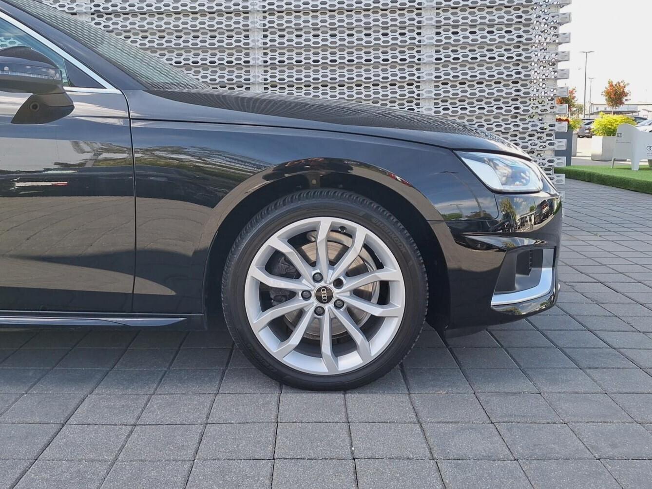 35 TFSI mHEV Advanced S tronic Ambiente/Kamera/Smartphone/Keyless/VAT 26