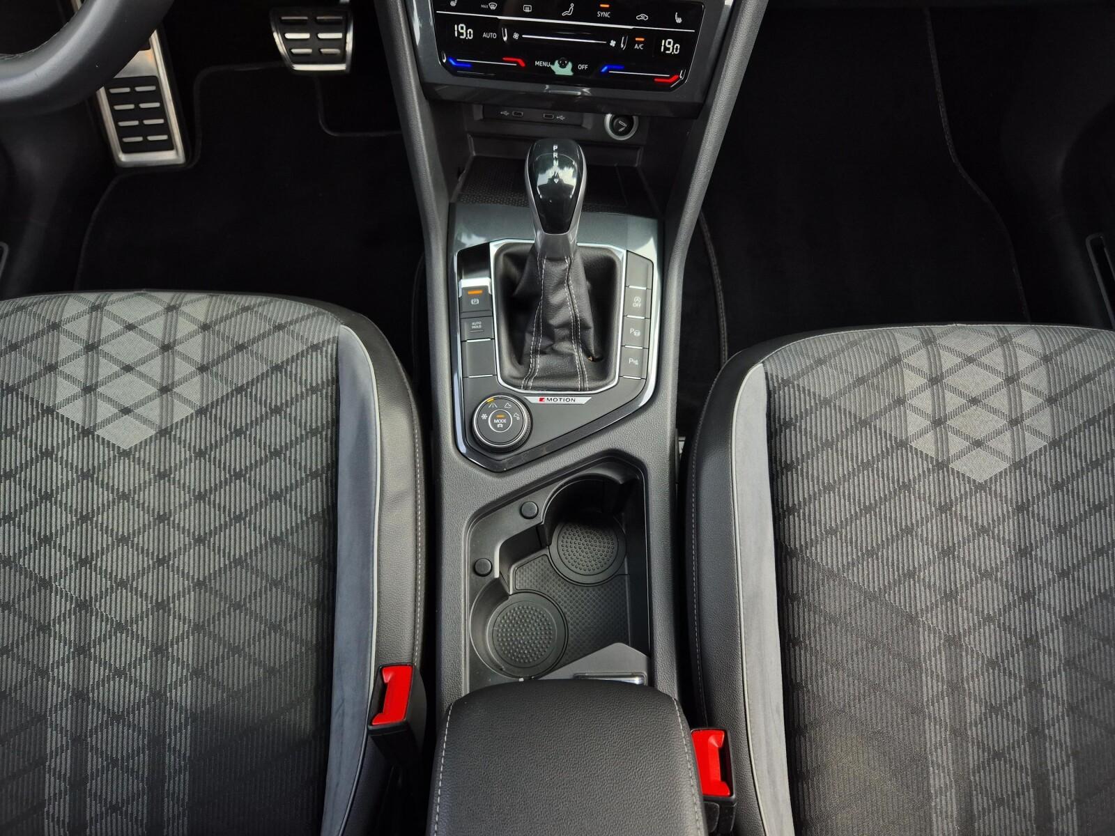 2.0TDI 200KM 4Motion R-Line DCC Alu20 Virtual Kamera Navi LED ACC FV23 16