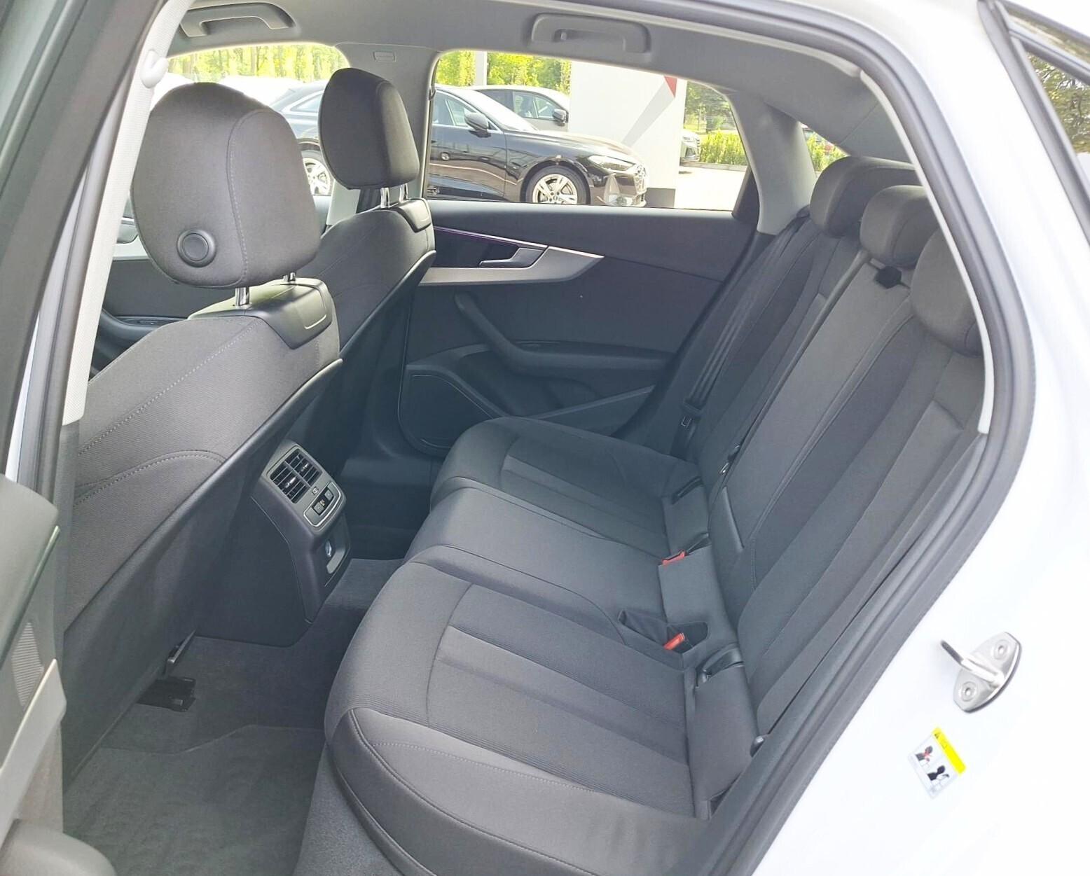35 TFSI S line S tronic Ambiente/SideAssist/Keyless/LED/Kamera/ VAT 23 21