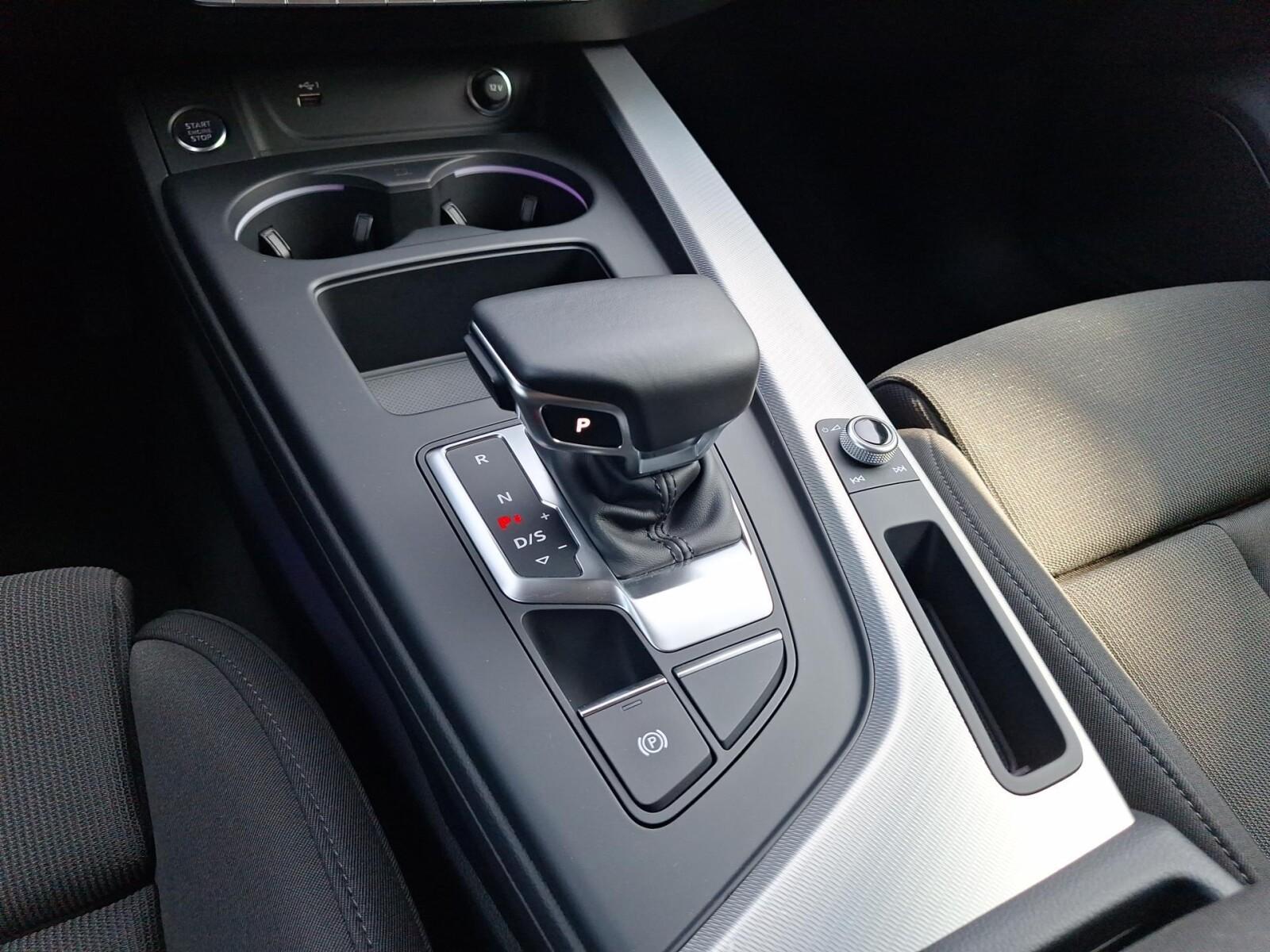 35 TFSI S line S tronic Ambiente/SideAssist/Keyless/LED/Kamera/ VAT 23 14