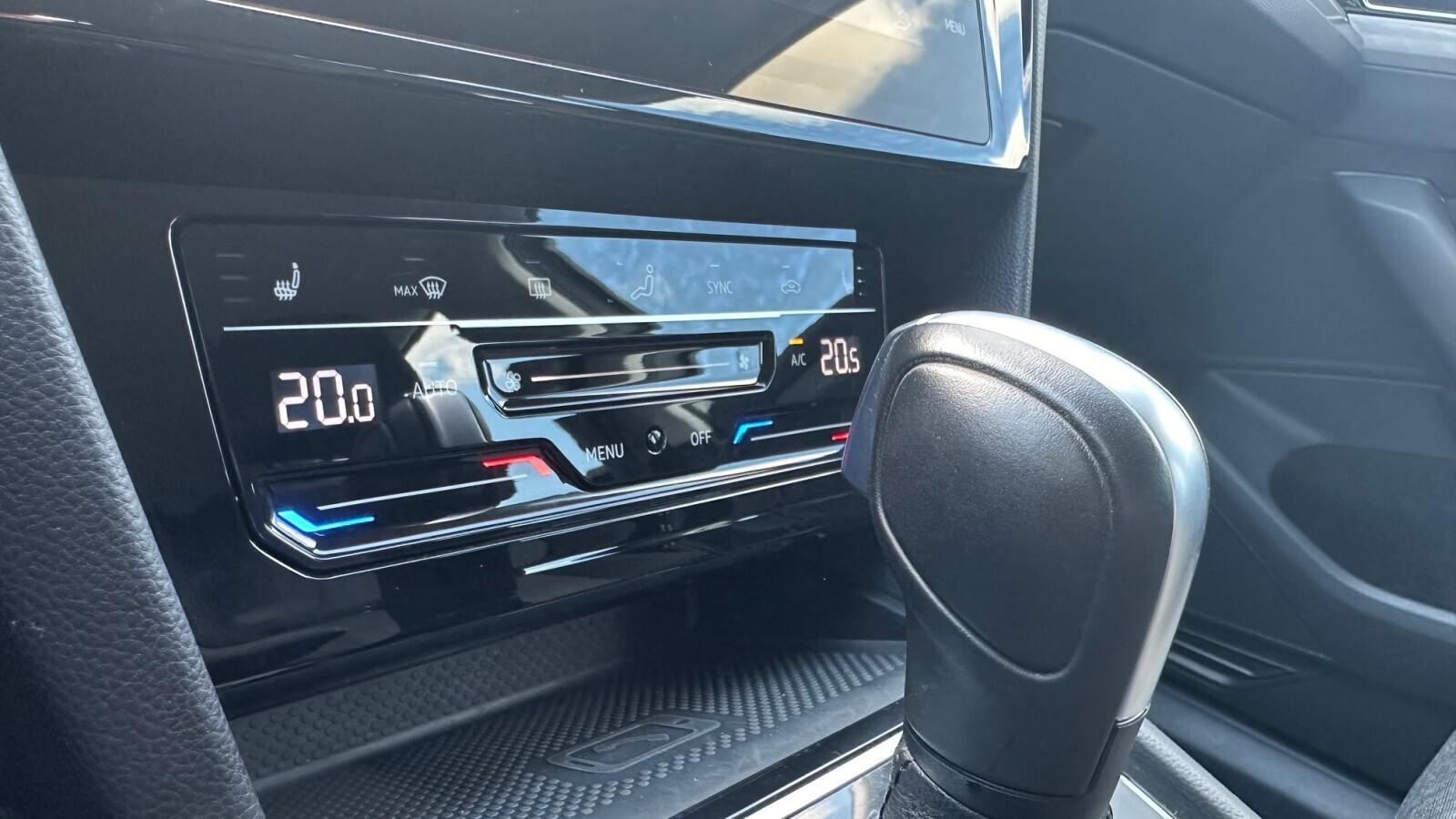 TSI 150KM Variant Business DSG|SignAssist|ACC|LED|PakietPremium|ASO 18