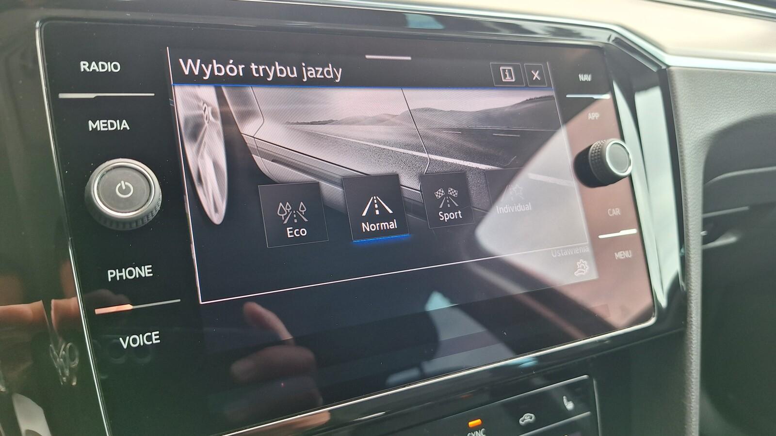 SalonPL serwis ASO 2.0TDI 150KM bezwypadkowy pakiety MatrixLED VAT23% 25