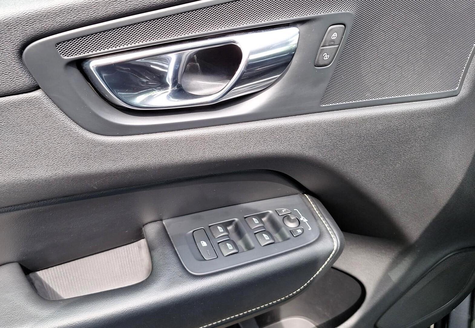 D5 AWD R-Design Diesel/KameraCofania/PodgrzewaneDyszeSpryskiwacza/PL 8