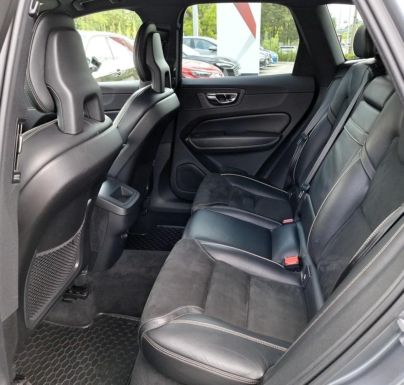 D5 AWD R-Design Diesel/KameraCofania/PodgrzewaneDyszeSpryskiwacza/PL 17