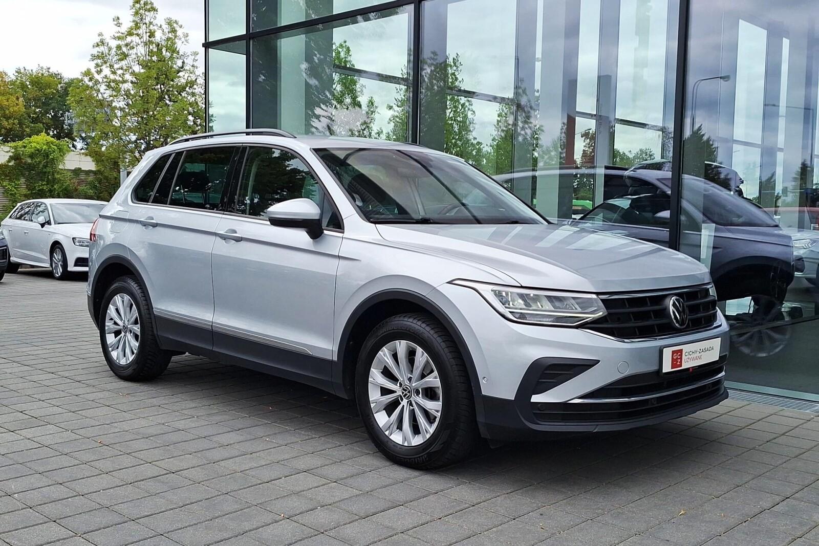 1.5 TSI 150KM KameraCofania/SmartphoneInterFace/Temp.ACC./Keyless 29