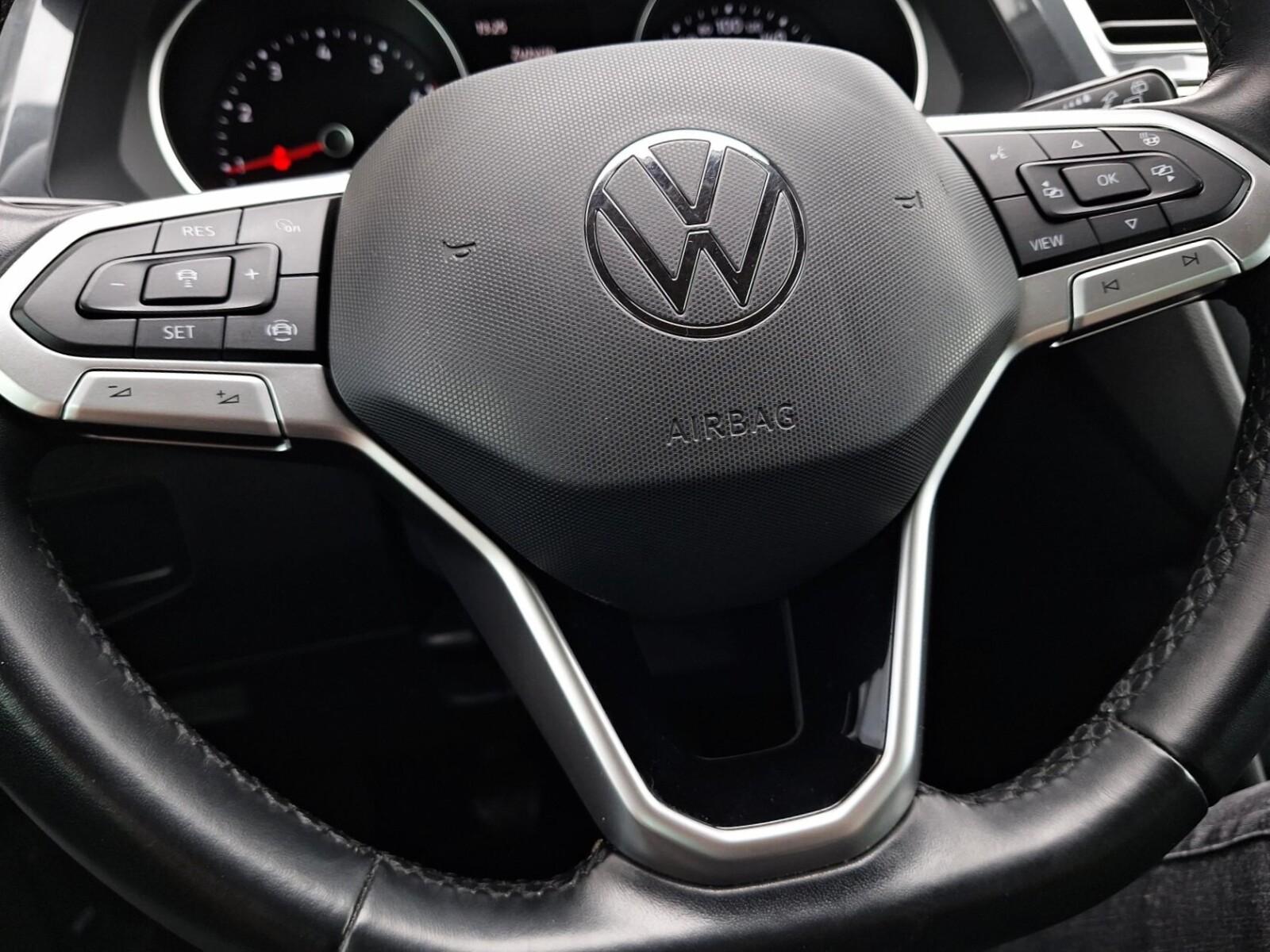 1.5 TSI 150KM KameraCofania/SmartphoneInterFace/Temp.ACC./Keyless 22