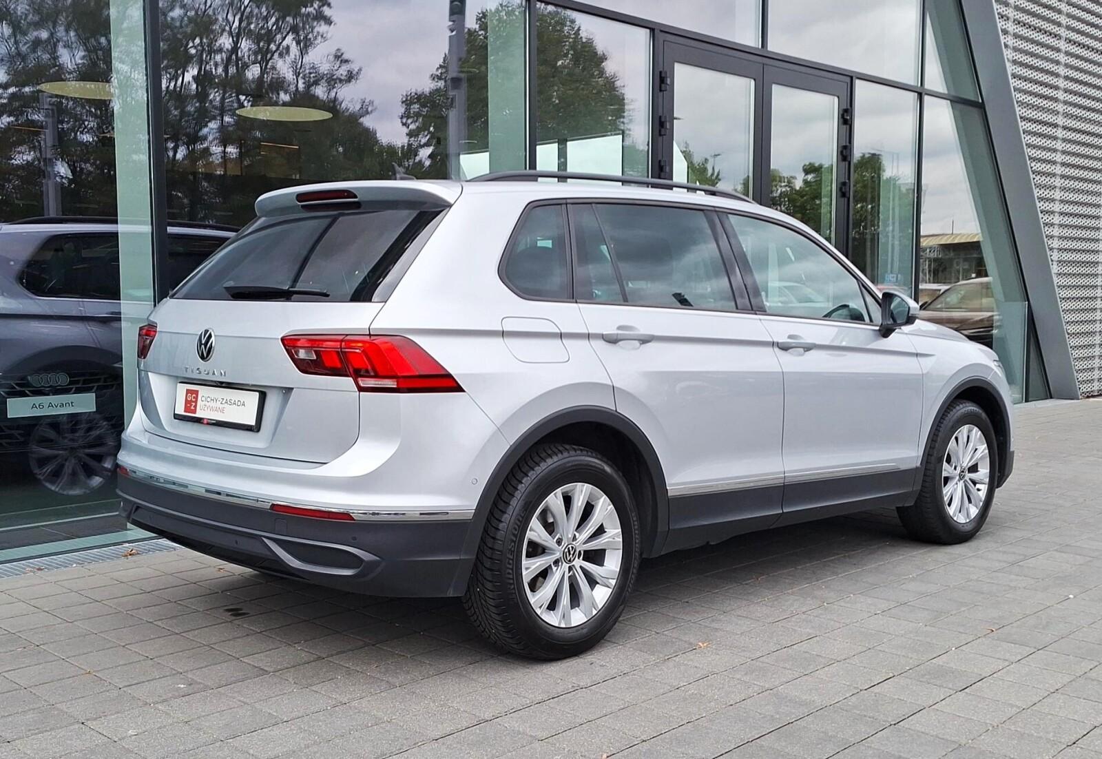 1.5 TSI 150KM KameraCofania/SmartphoneInterFace/Temp.ACC./Keyless 30