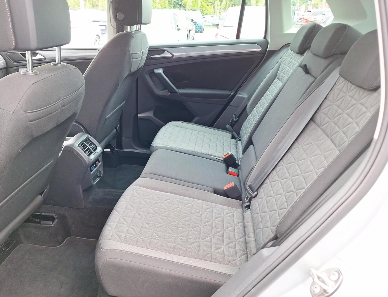 1.5 TSI 150KM KameraCofania/SmartphoneInterFace/Temp.ACC./Keyless 19