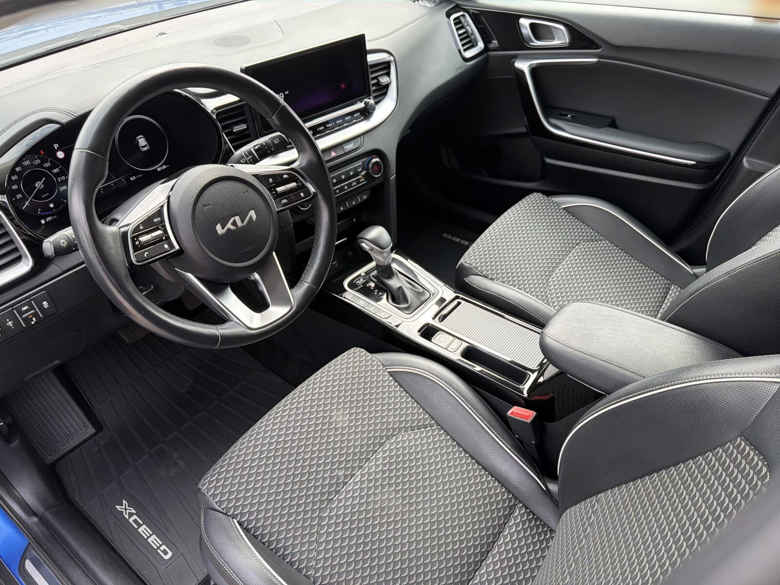 Kia XCeed
