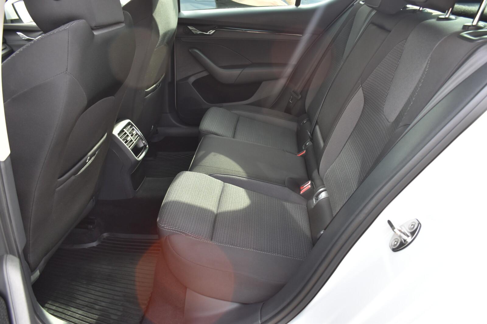SalonPL 150 KM TDI DSG Ambition+Selection|LED|Kamera|Kessy VAT23% 28