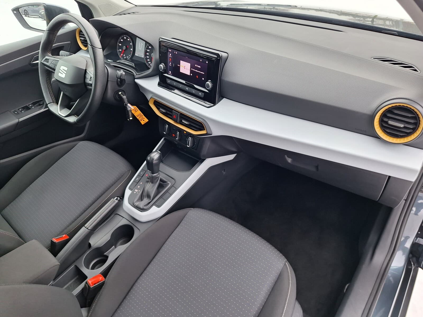 Seat Arona
