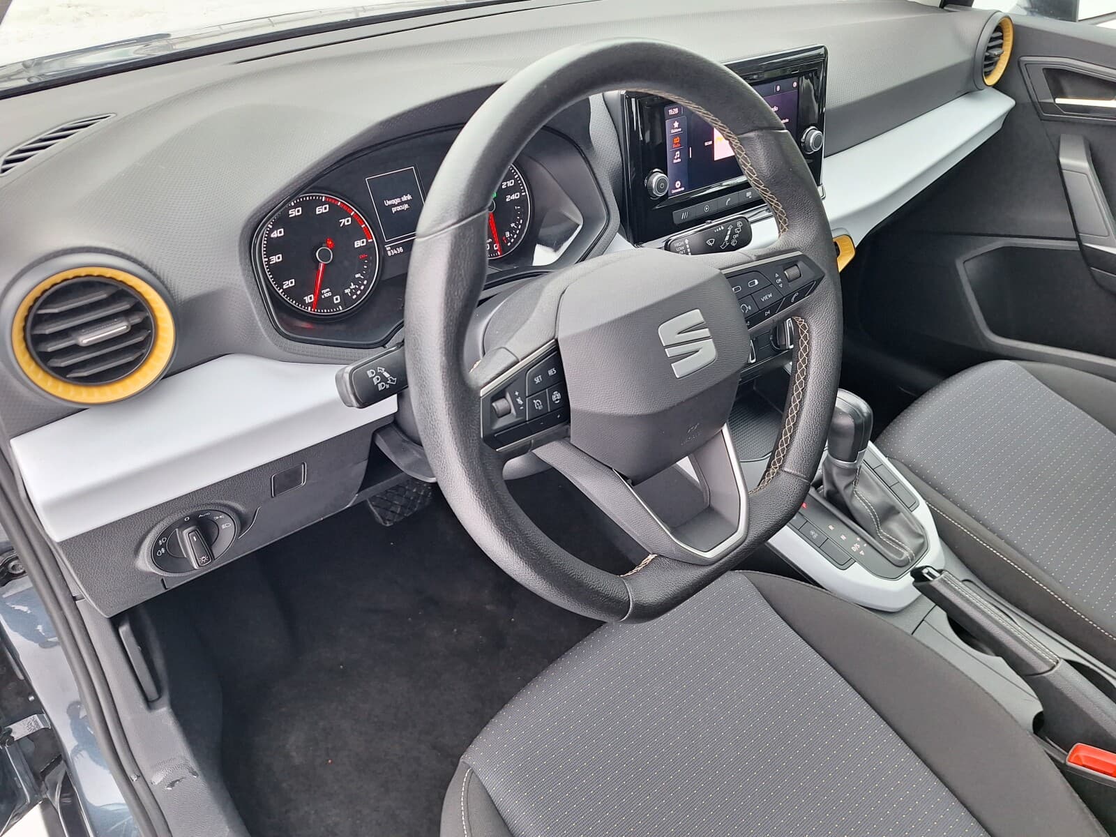 Seat Arona