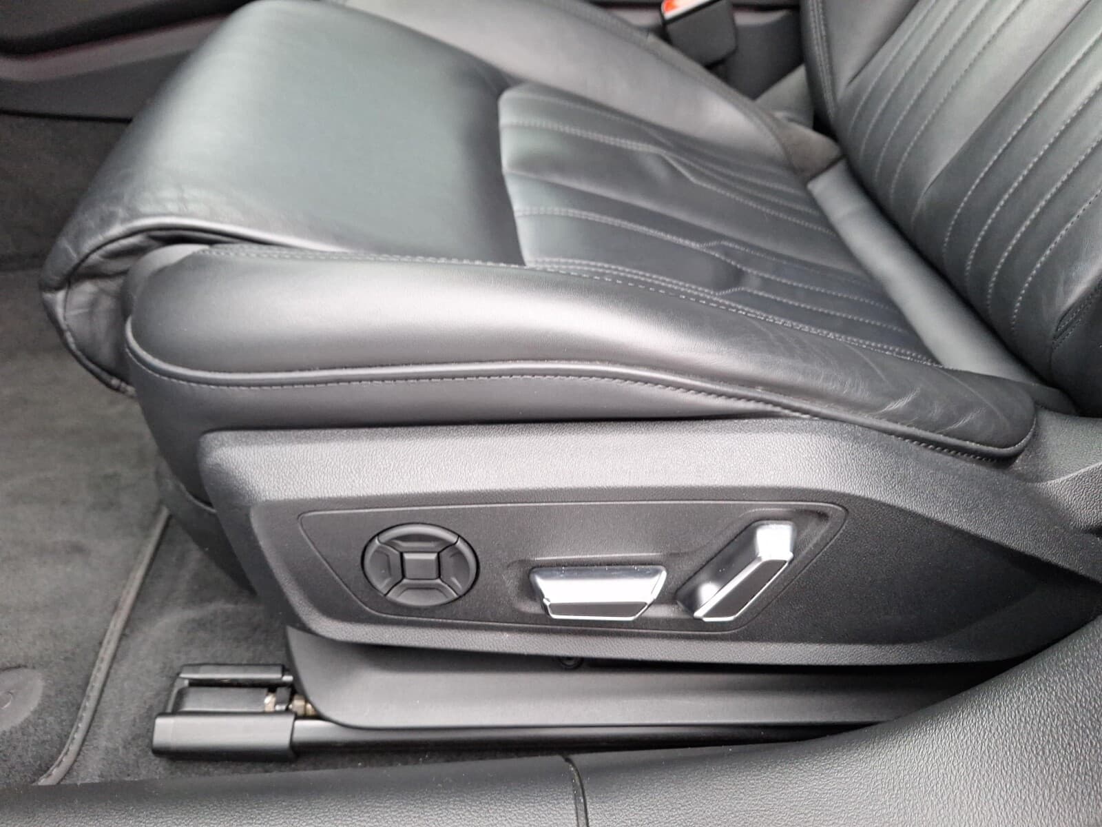 Audi A6 Limousine