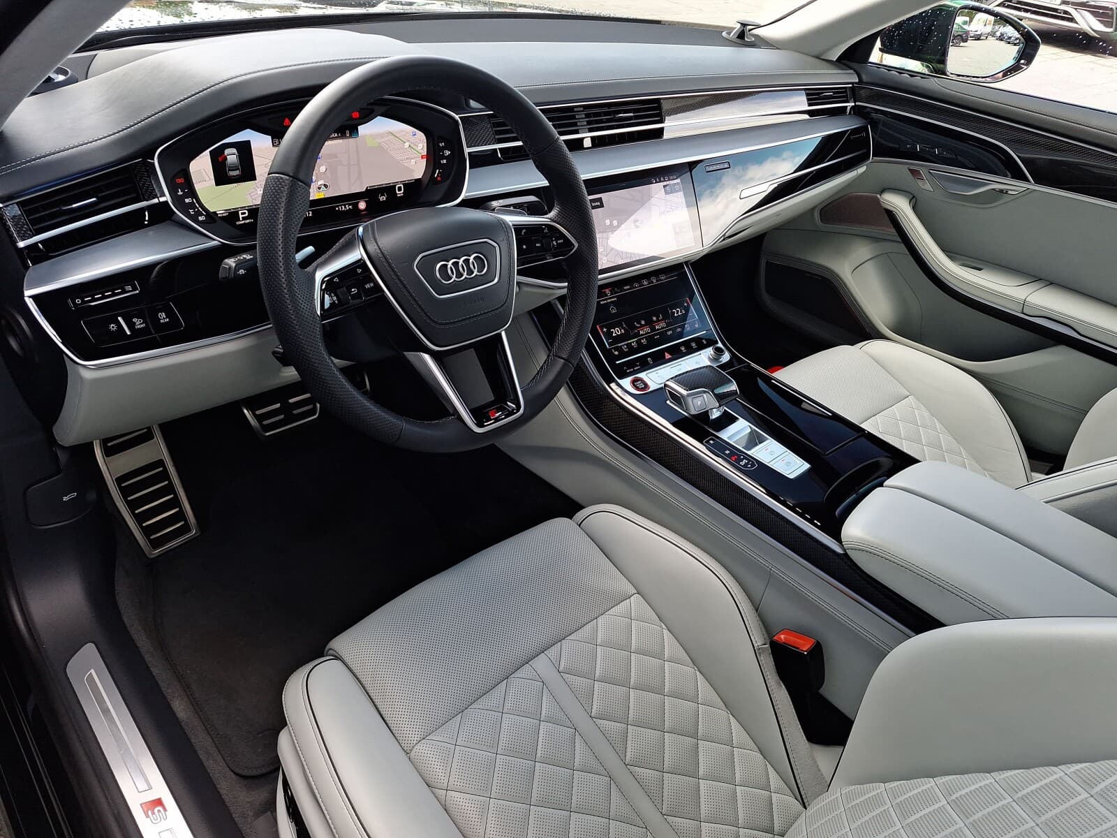 Audi S8 TFSI