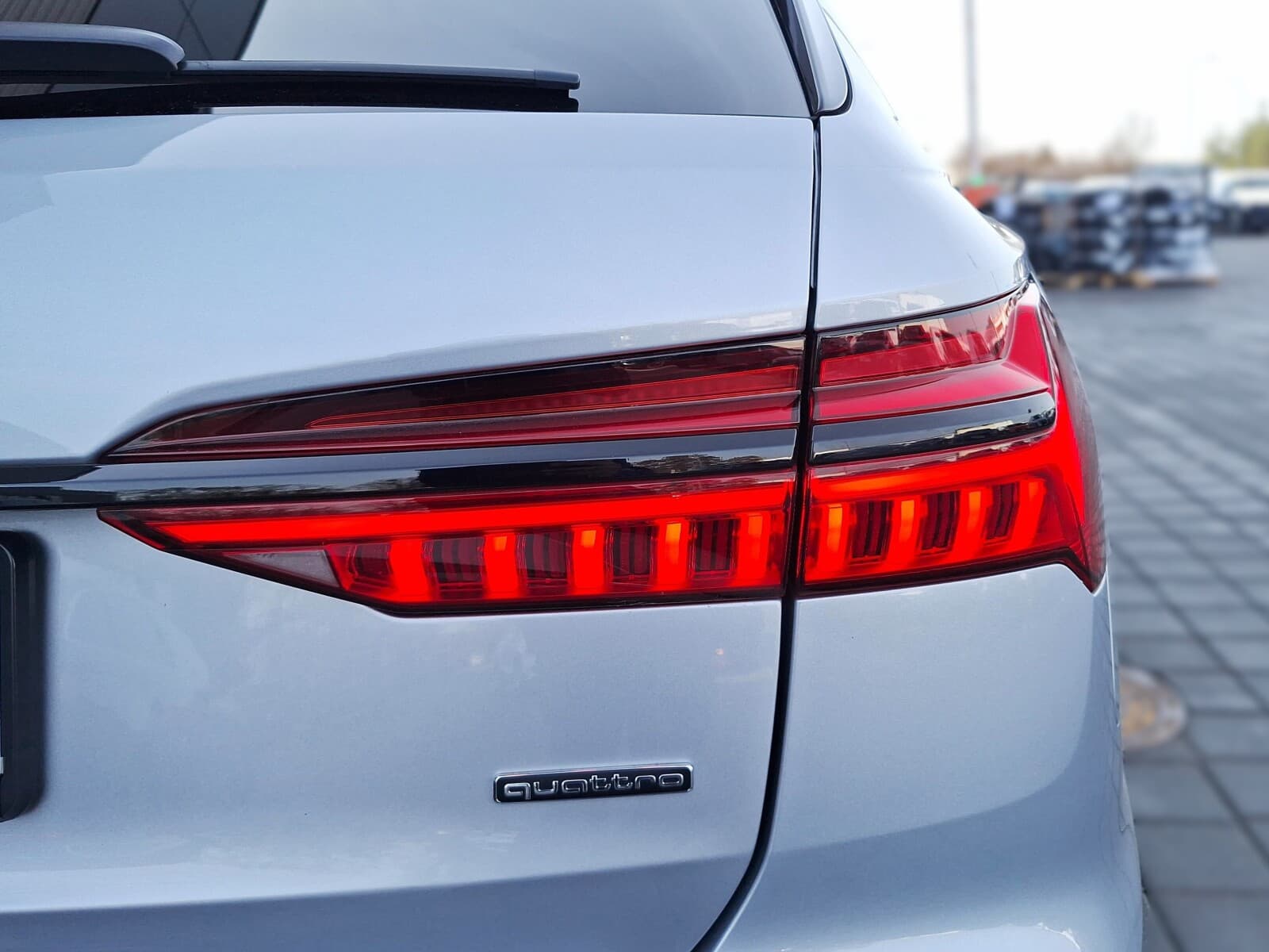 Audi A6 Avant