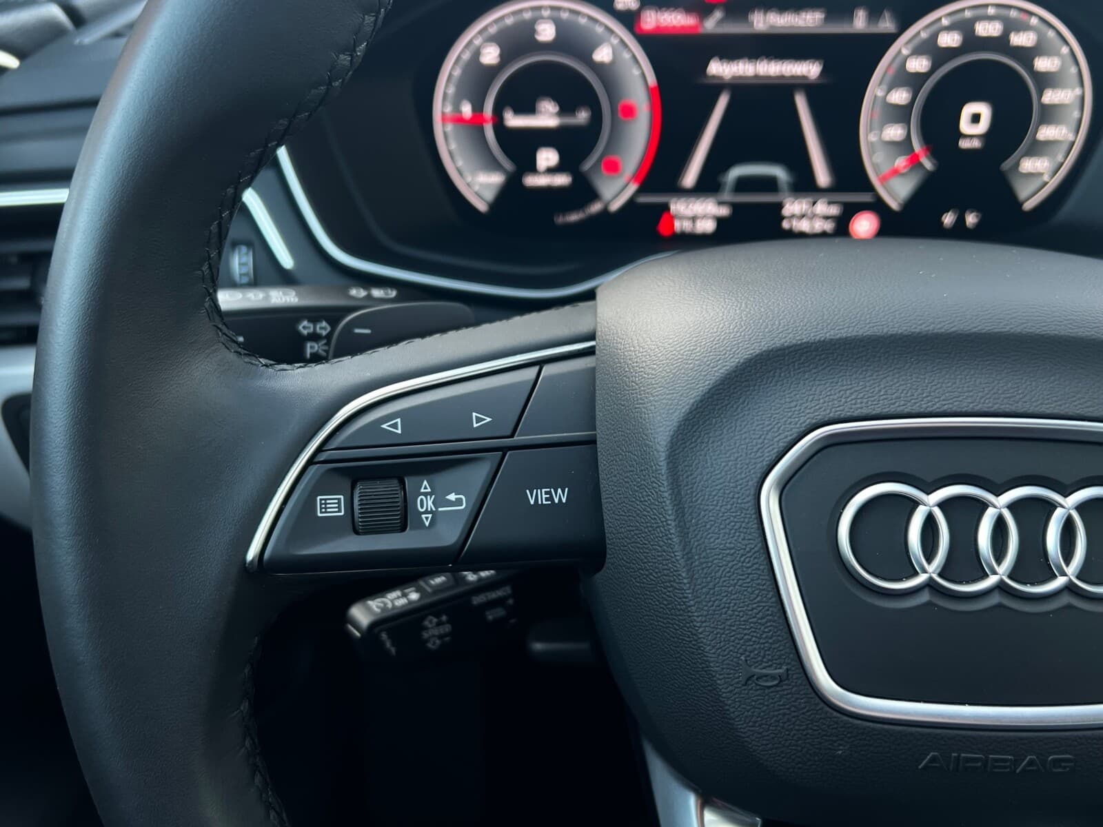 Audi A4 Limousine