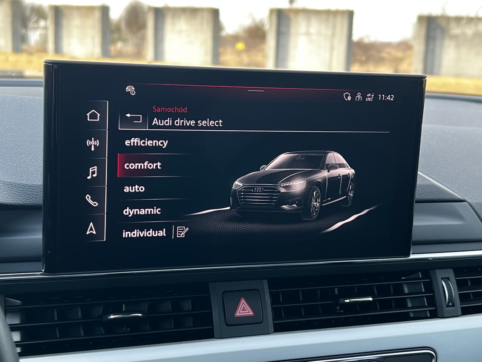 Audi A4 Limousine