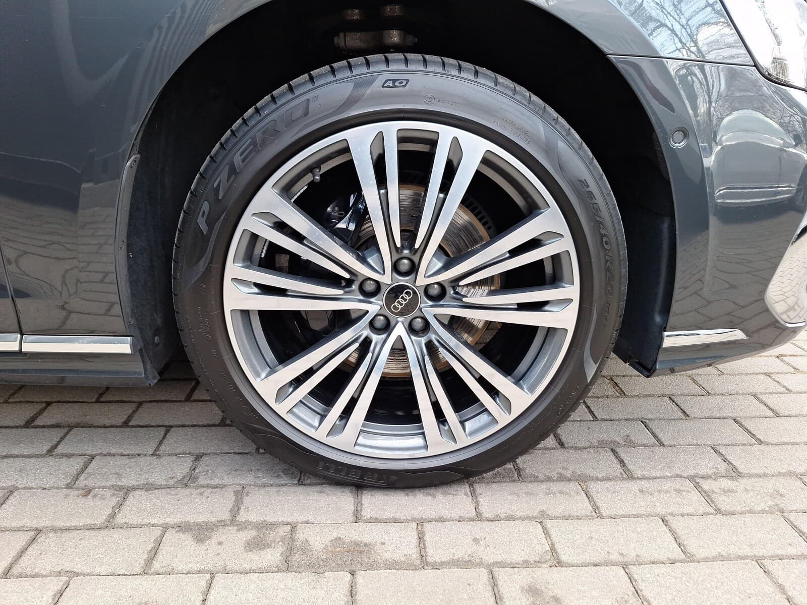 Audi A8