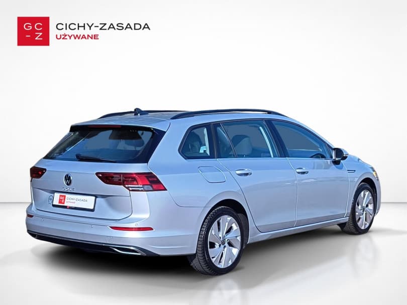 Volkswagen Golf 2021
