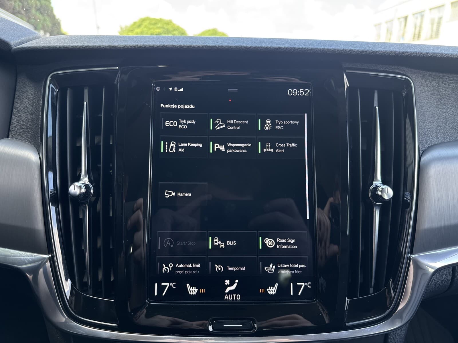 Volvo V90 Cross Country