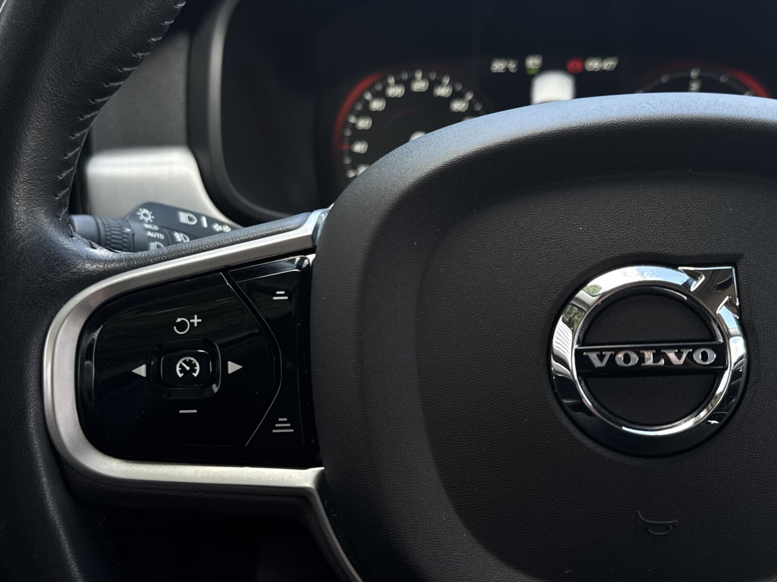 Volvo V90 Cross Country