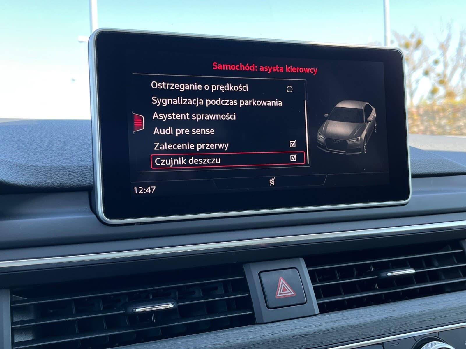 Audi A4 Limousine