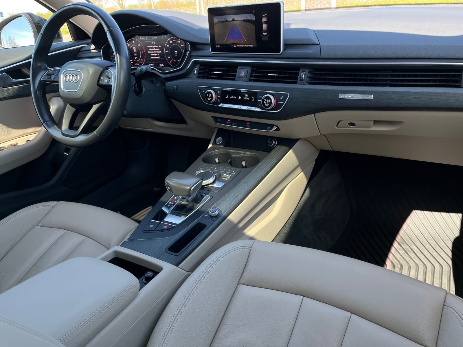 Audi A4 Limousine
