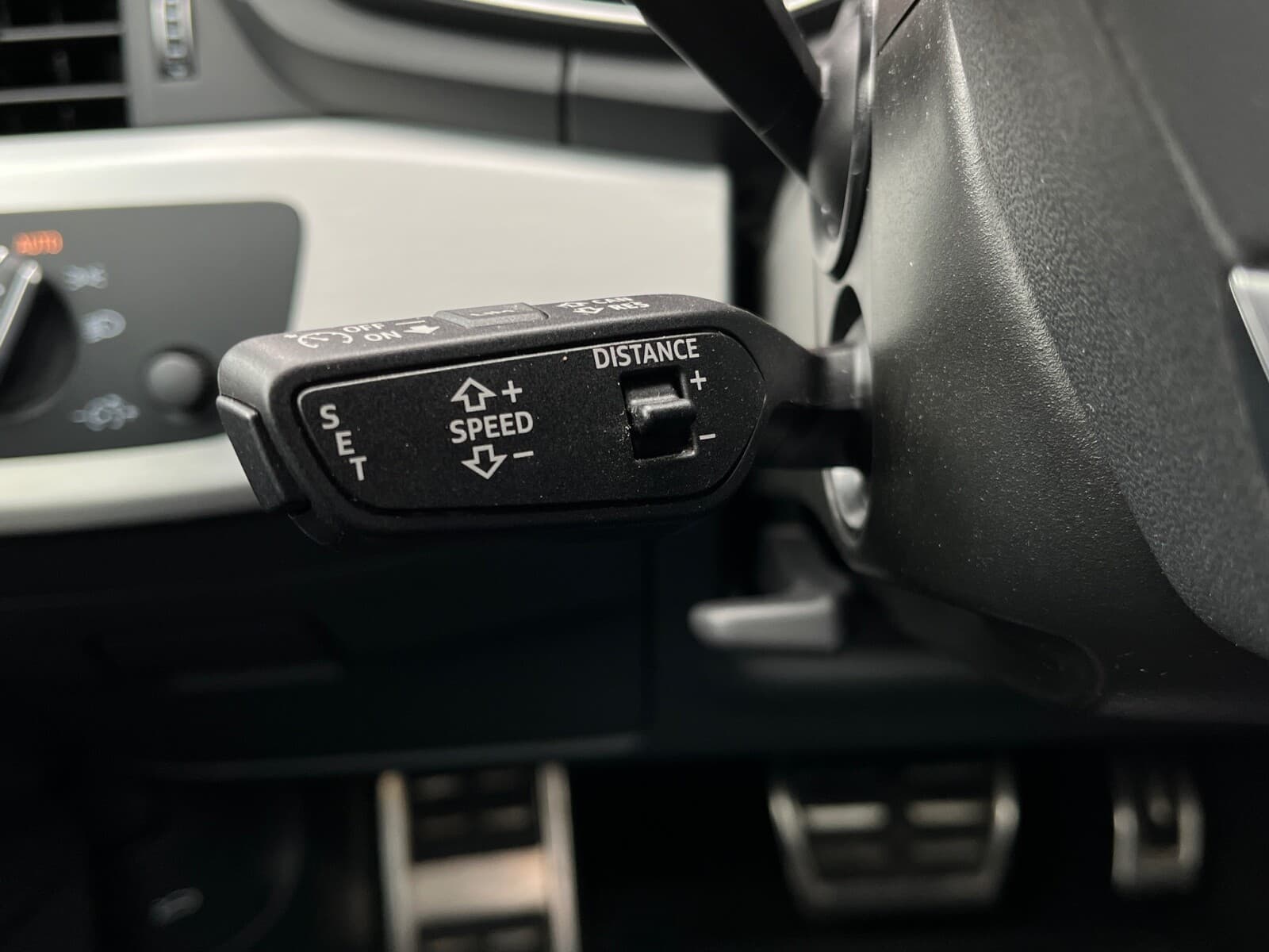 Audi A4 Limousine