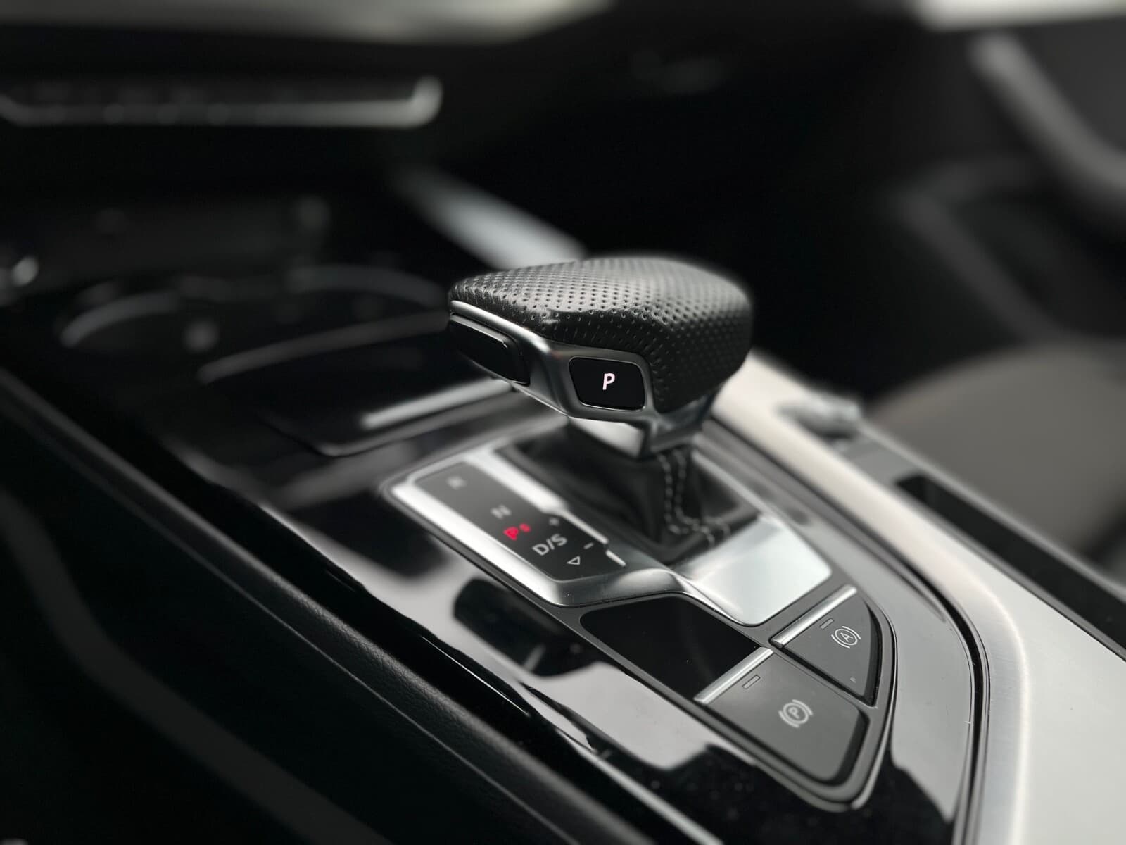 Audi A4 Limousine