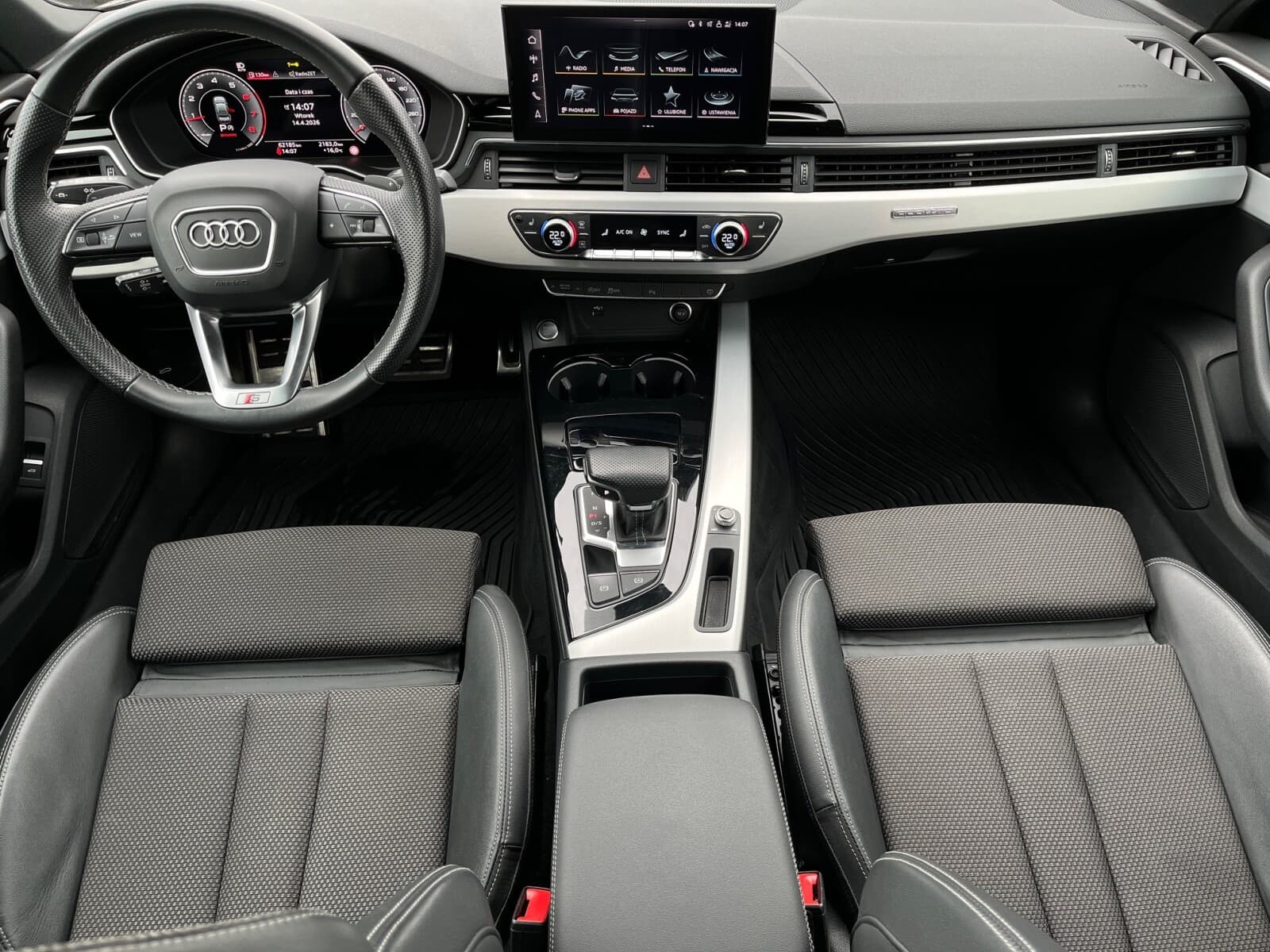 Audi A4 Limousine