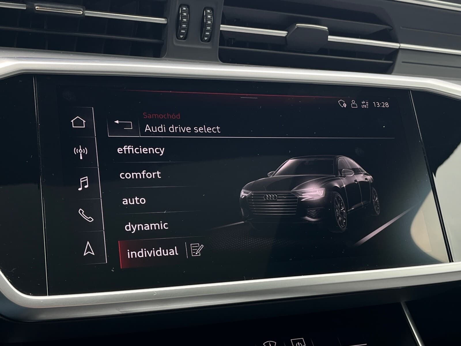 Audi A6 Limousine