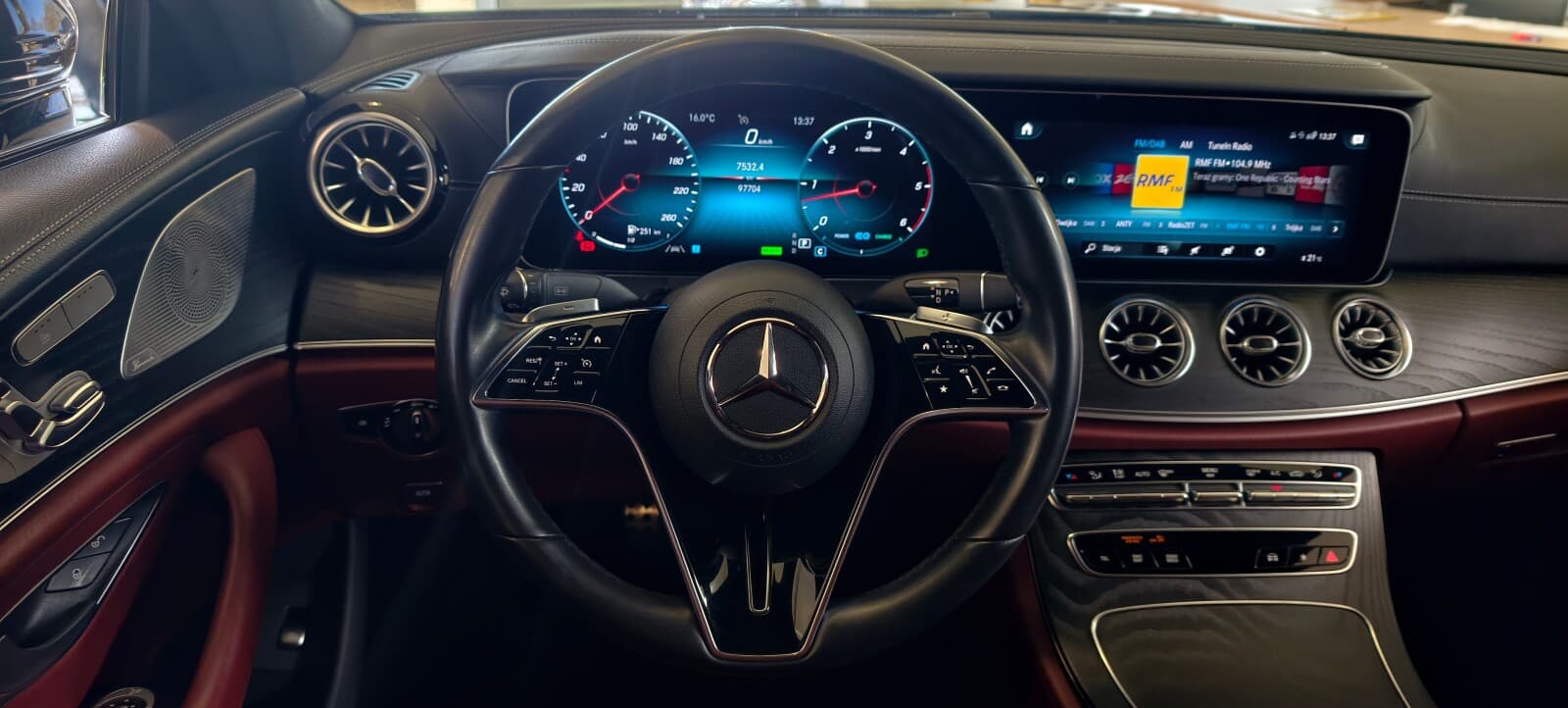 Mercedes-Benz CLS 300