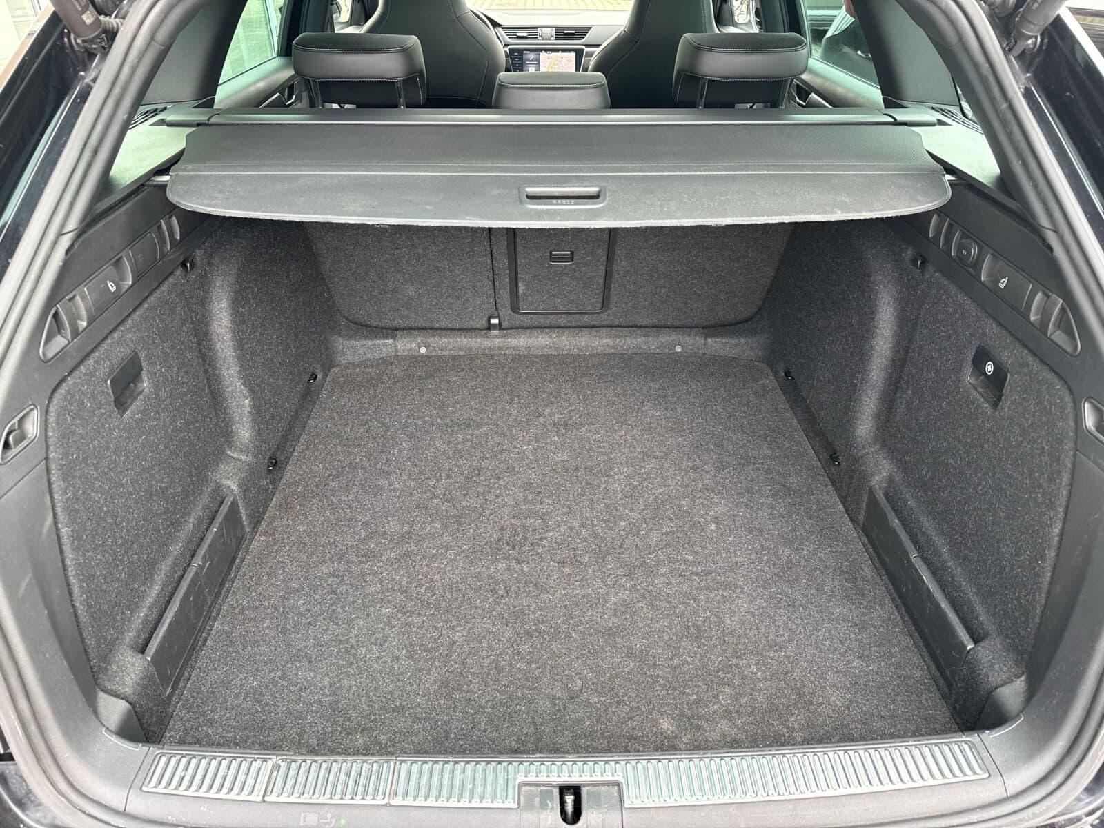 Škoda Superb Combi