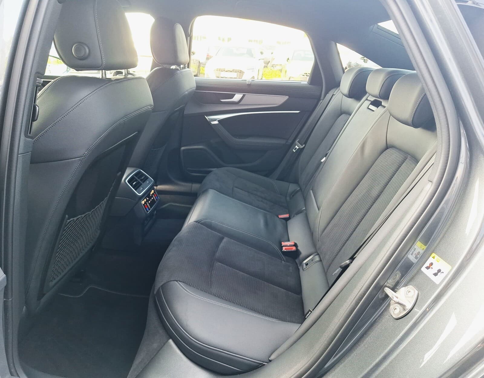 Audi A6 Limousine